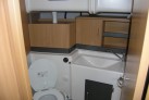 WC-Raum-auf-dem-Hausboot