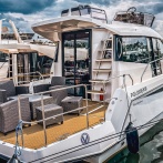 Platinum 40 Flybridge Premium